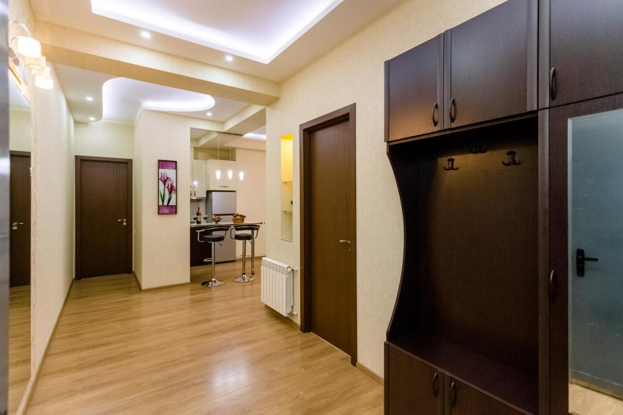 New! - Downtown Apartment Tiflis Exterior foto